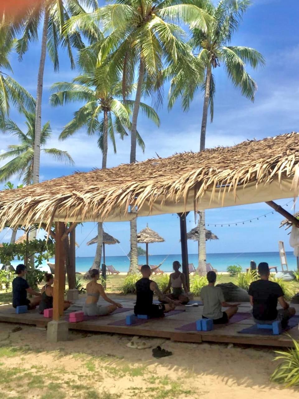 Eco Sanctuaries Nature Lodge Nacpan Beach, El Nido Buitenkant foto